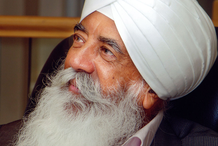 Sikh spiritual leader receives OBE for services to interfaith and peace