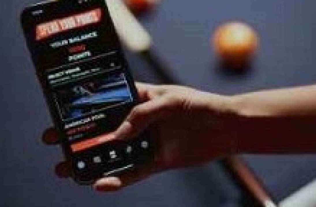 Roxy Leisure Birmingham launches Roxy Rewards, with free beer to celebrate