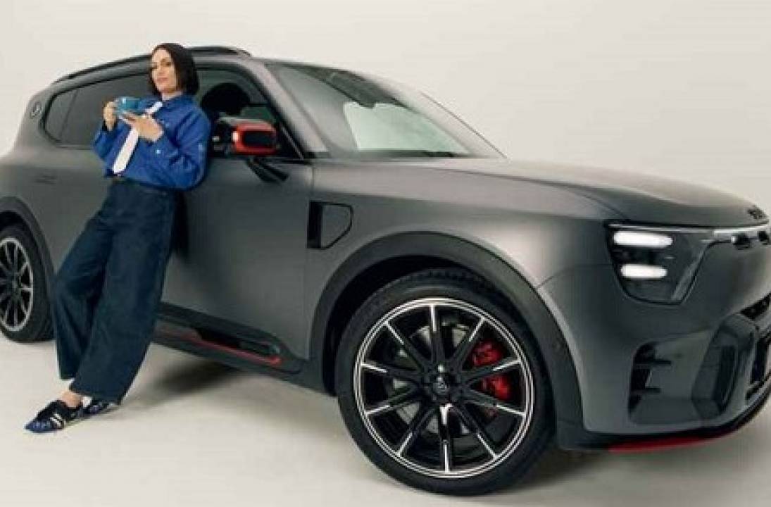 smart and Jessie J team up for brand campaign ‘Change of Perspectives’